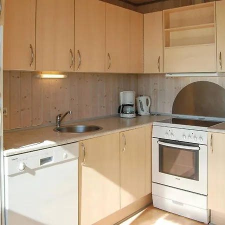 2 Bedroom Gorgeous In Hvide Sande Havrvig